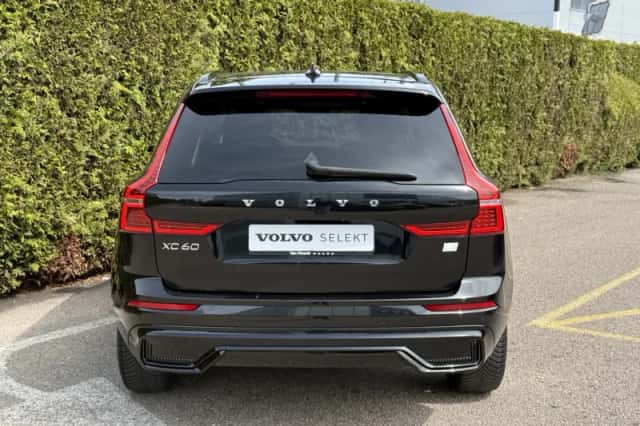 Volvo XC60 (2023) thumbnail 5