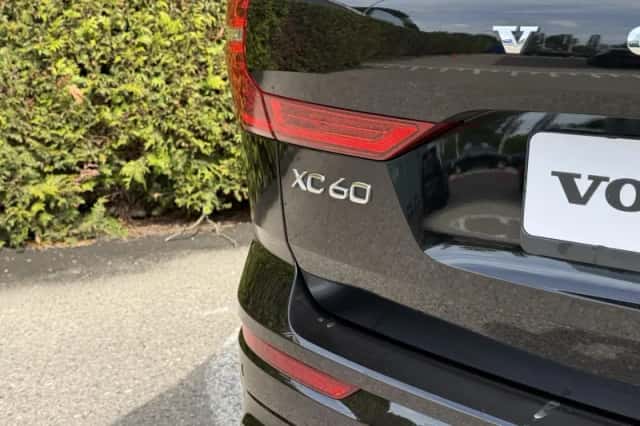 Volvo XC60 (2023) thumbnail 6