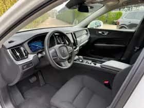 Volvo XC60 (2022) thumbnail 23