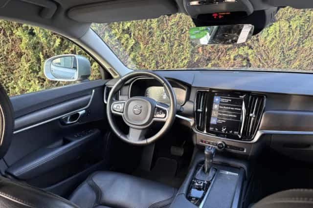 Volvo V90 (2017) thumbnail 3