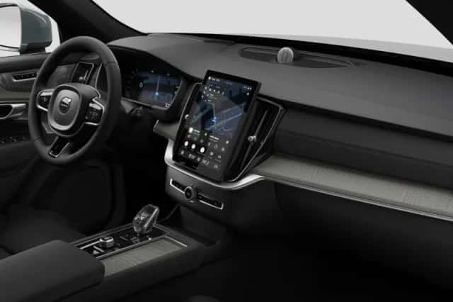 Volvo XC90 (2026) thumbnail 3