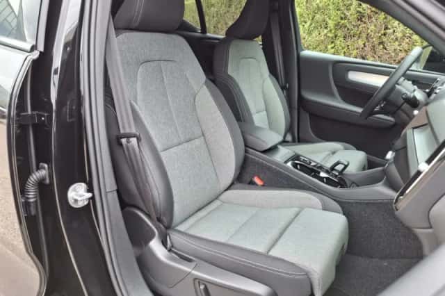 Volvo XC40 (2026) thumbnail 4