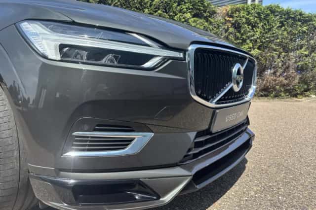 Volvo XC60 (2018) thumbnail 5