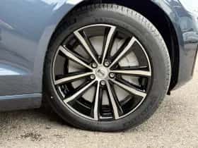 Volvo V60 (2026) thumbnail 3