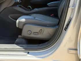 Volvo XC40 (2022) thumbnail 5