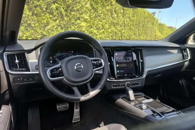 Volvo V90 (2022) thumbnail 4