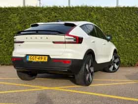 Volvo C40 (2023) thumbnail 2