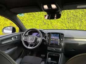 Volvo C40 (2023) thumbnail 3