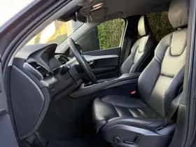 Volvo XC90 (2023) thumbnail 4