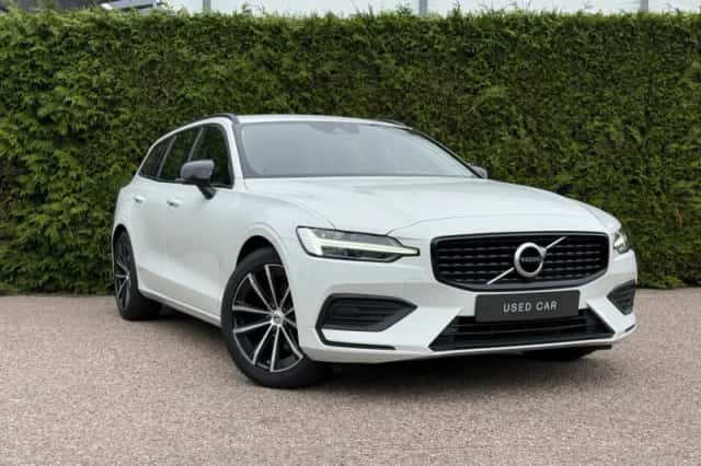 Volvo V60 (2021) thumbnail 5