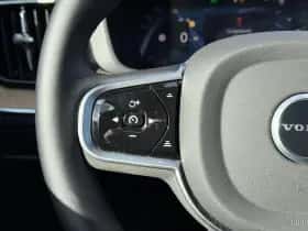 Volvo XC60 (2025) thumbnail 25