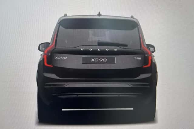 Volvo XC90 (2026) thumbnail 3