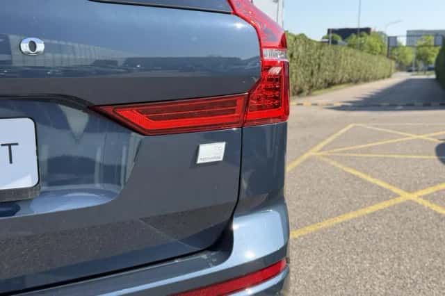 Volvo XC60 (2023) thumbnail 6