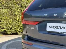 Volvo XC60 (2023) thumbnail 7
