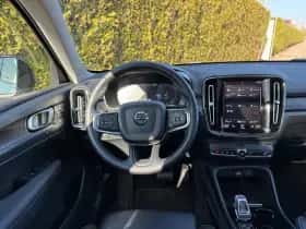 Volvo XC40 (2022) thumbnail 23