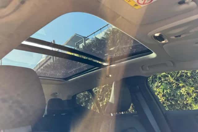 Volvo XC40 (2022) thumbnail 4