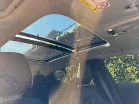 Volvo XC40 (2022) thumbnail 4