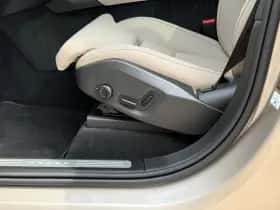 Volvo XC90 (2025) thumbnail 7