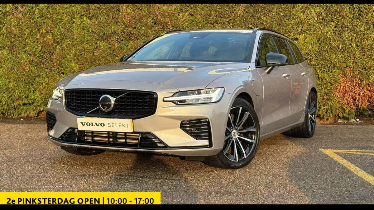 Volvo V60 (2025) — foto 1