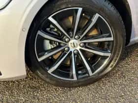 Volvo V60 (2025) thumbnail 18