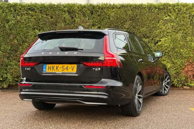 Volvo V60 (2025) thumbnail 2