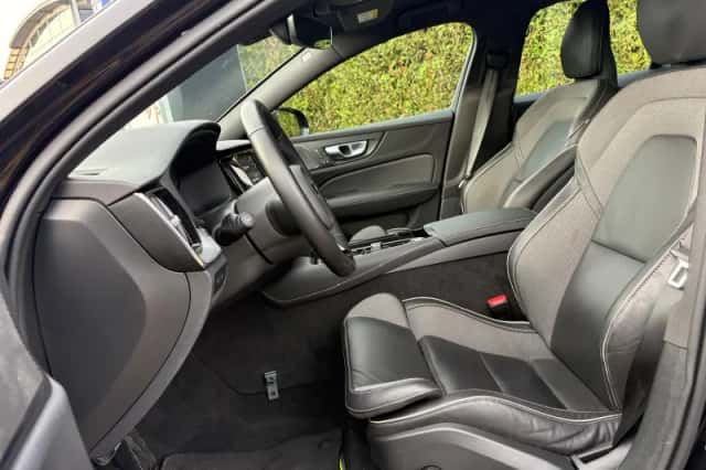 Volvo V60 (2025) thumbnail 4