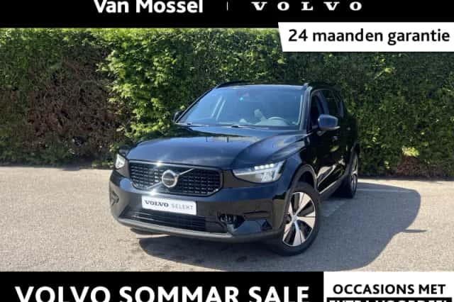 Volvo XC40 (2023) thumbnail 1