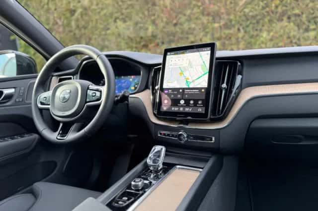 Volvo XC60 (2026) thumbnail 3