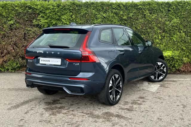 Volvo XC60 (2025) thumbnail 3