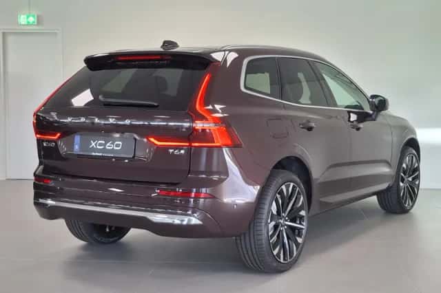 Volvo XC60 (0) thumbnail 2