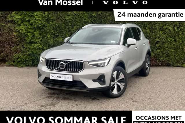 Volvo XC40 (2023) thumbnail 1