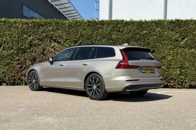 Volvo V60 (2026) thumbnail 2