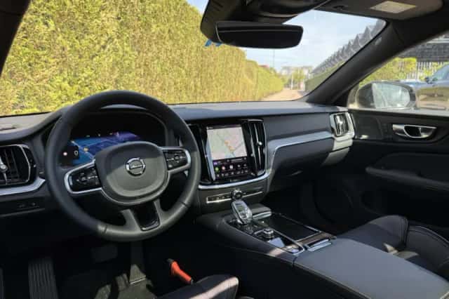 Volvo V60 (2026) thumbnail 3
