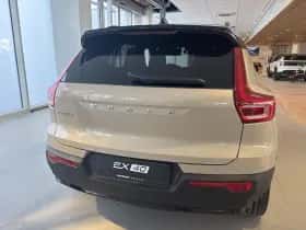 Volvo EX40 (2026) thumbnail 6