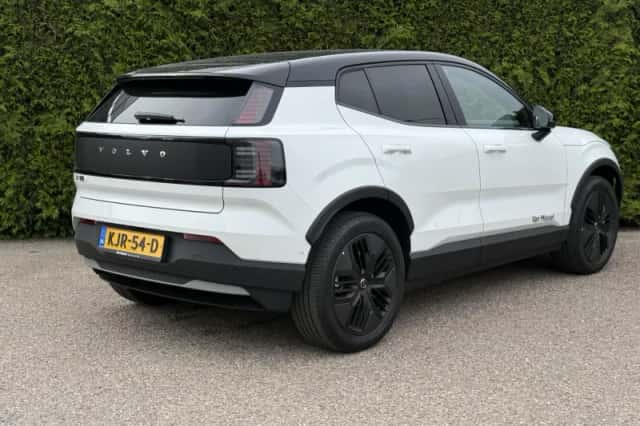 Volvo EX30 (2026) thumbnail 2