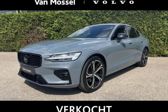 Volvo S60 (2023) thumbnail 1