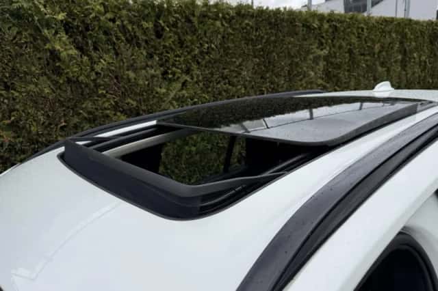Volvo XC90 (2025) thumbnail 4
