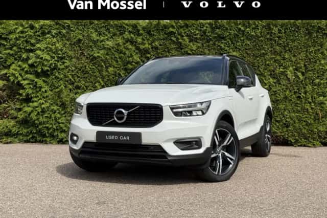 Volvo XC40 (2020) thumbnail 1