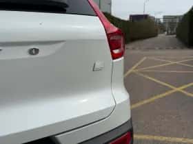 Volvo XC40 (2020) thumbnail 15