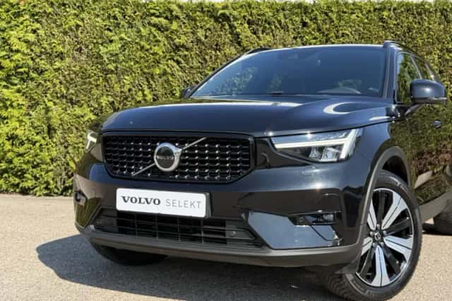 Volvo XC40 (2022) thumbnail 2