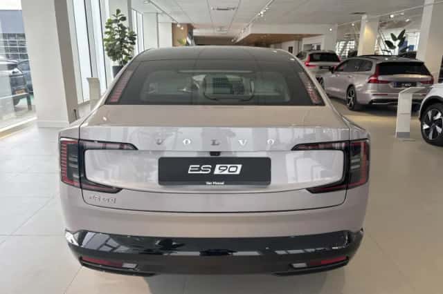 Volvo ES90 (2026) thumbnail 5