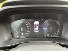 Volvo XC40 (2022) thumbnail 25