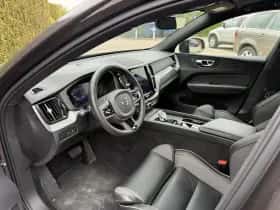 Volvo XC60 (2022) thumbnail 20
