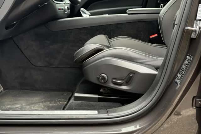 Volvo XC60 (2022) thumbnail 5