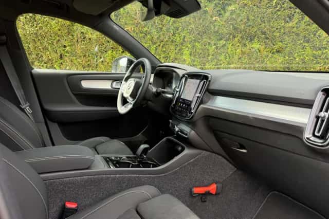 Volvo XC40 (2026) thumbnail 3