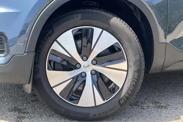 Volvo XC40 (2022) thumbnail 5