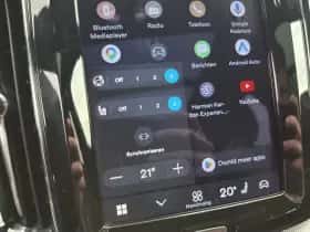 Volvo XC60 (2022) thumbnail 8
