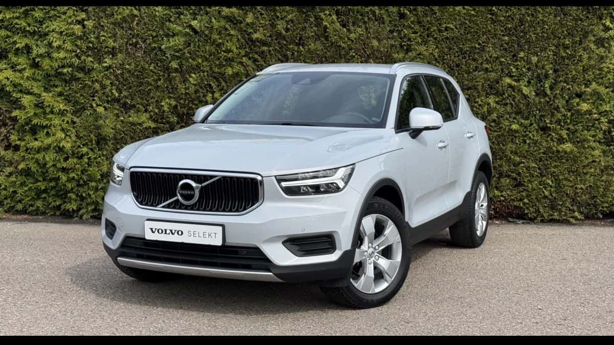 Volvo XC40 (2022) — foto 1