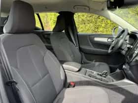 Volvo XC40 (2022) thumbnail 16