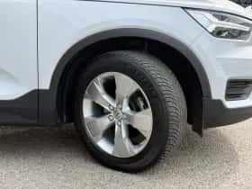 Volvo XC40 (2022) thumbnail 3